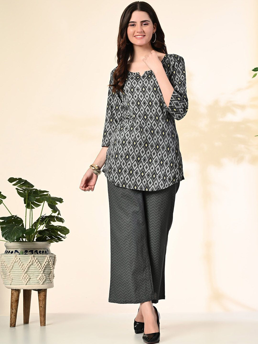 Anouk Rustic Women Geometric Printed Regular Pure Cotton Kurta with Pyjamas