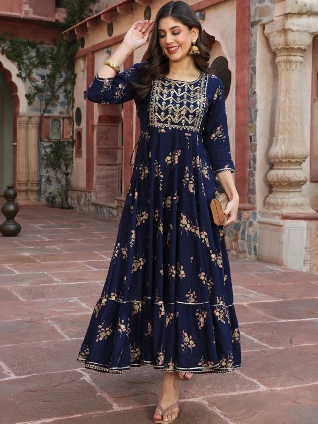 Tvyozs Floral Printed Tiered Anarkali Kurti