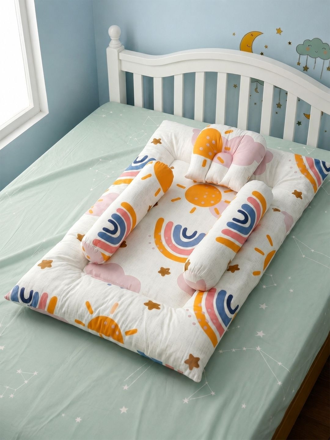 StarAndDaisy White Printed Cotton Baby Bed Set With Pillow & Mattress For Newborns