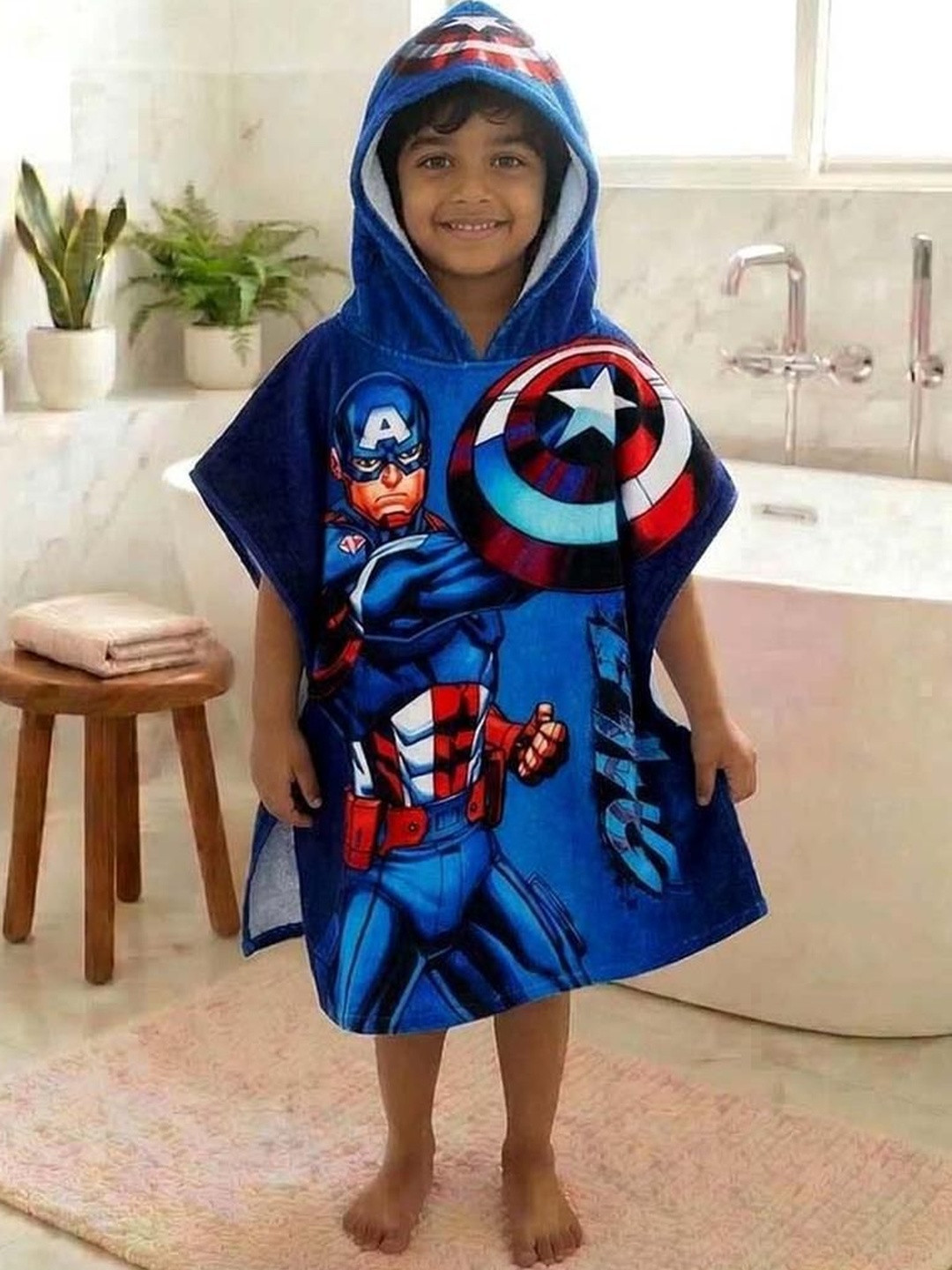 Marvel Kids Blue & Red Captain America Printed Pure Cotton 350 GSM Hooded Poncho Towel