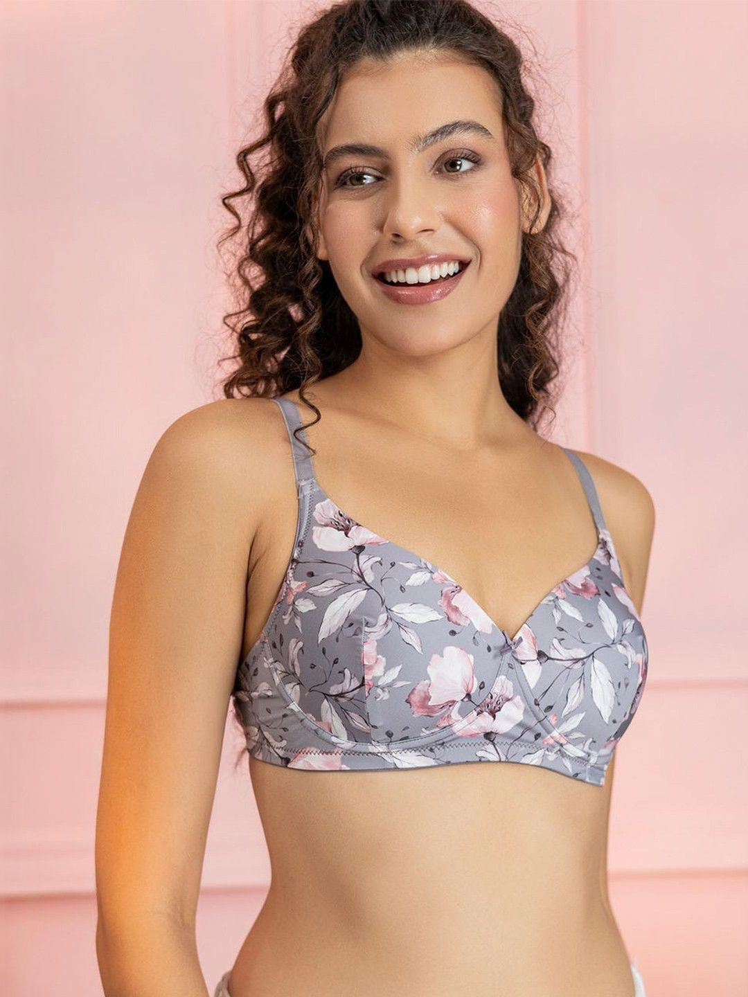 Chelvet Women Full Coverage Lightly Padded Bra Seamless & Non Wired