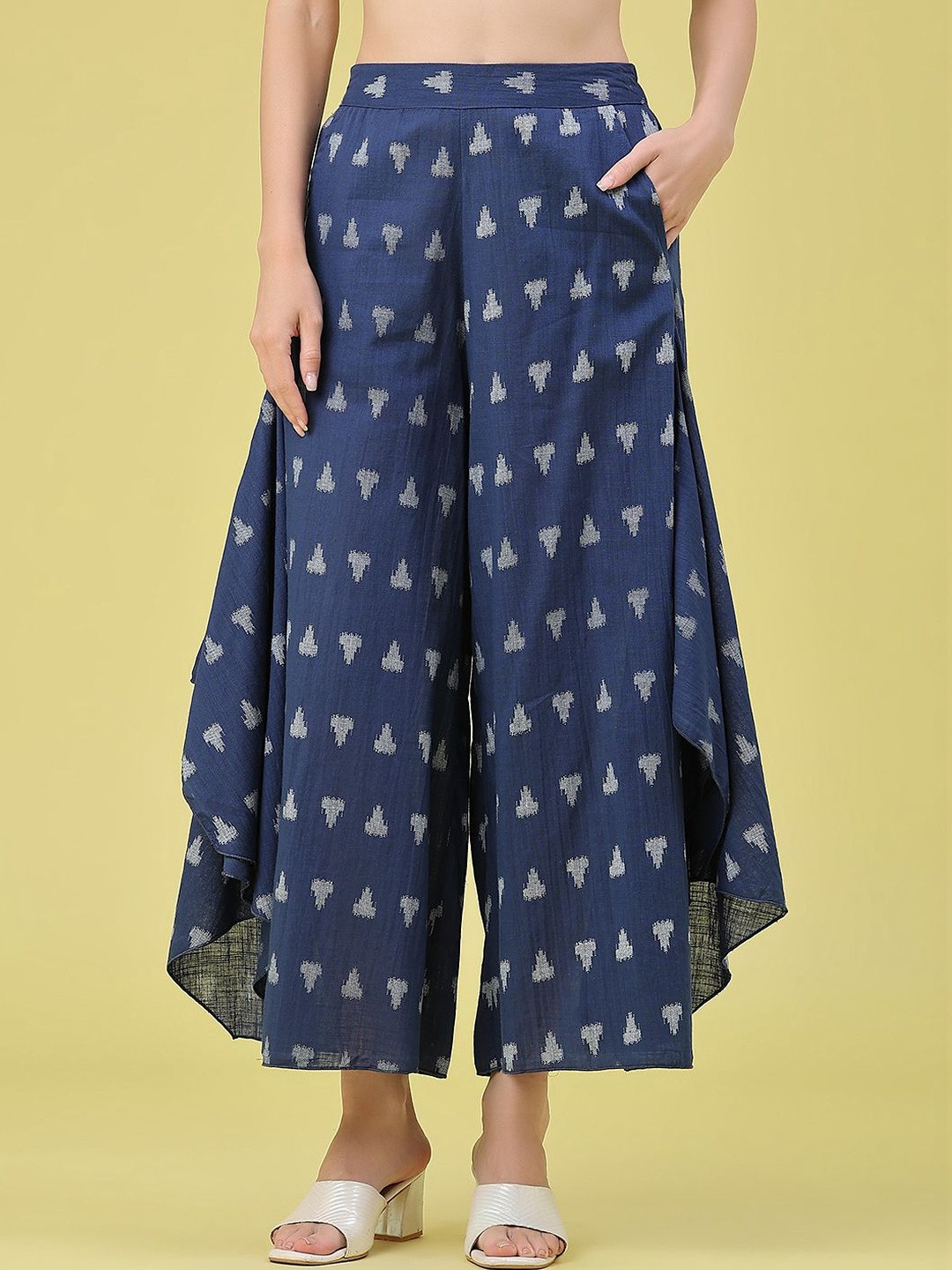 LIMEROAD Women Ethnic Motifs Printed Ethnic Palazzos