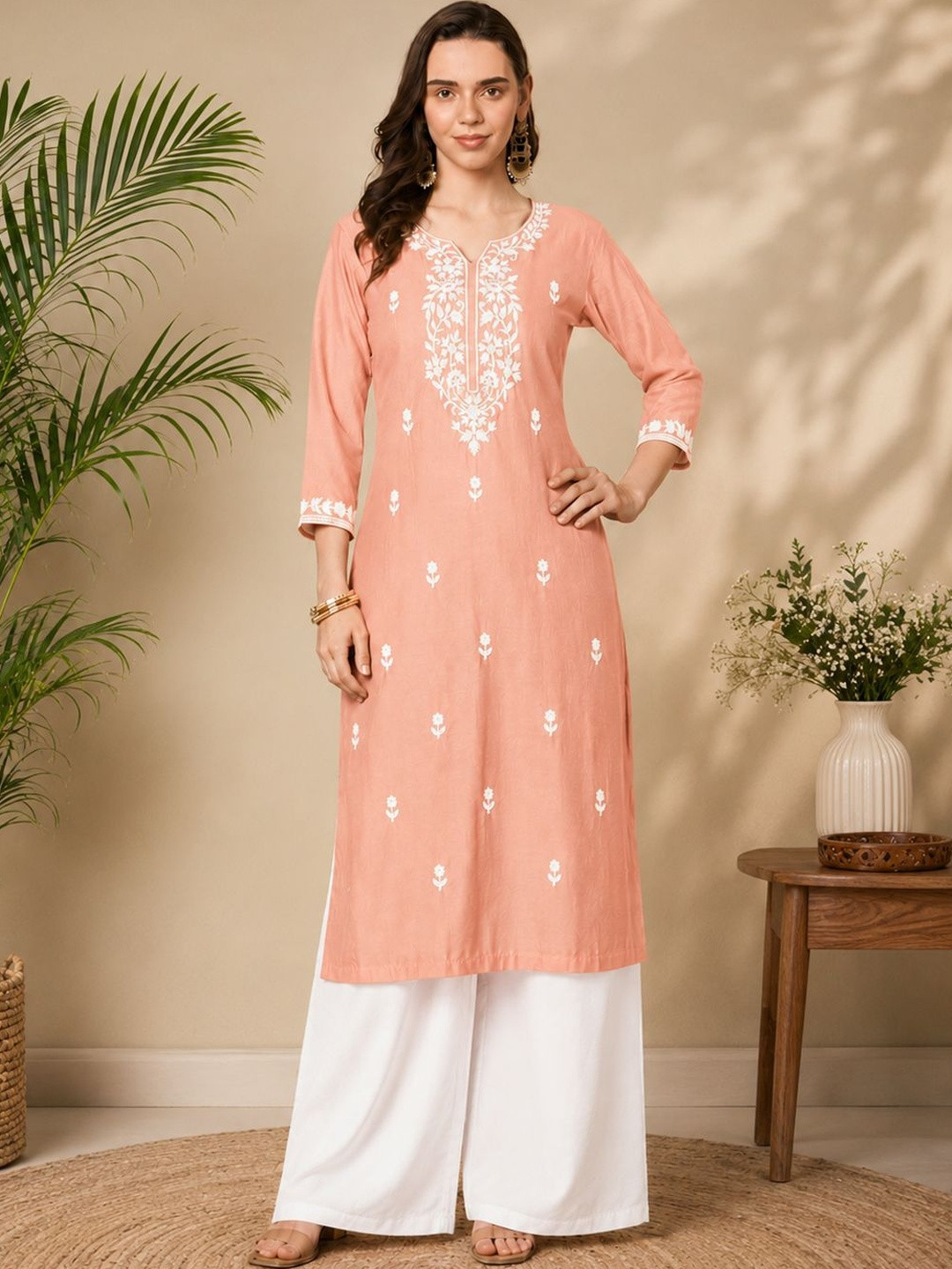 FORKEY Women Embroidered Thread Work Kurta