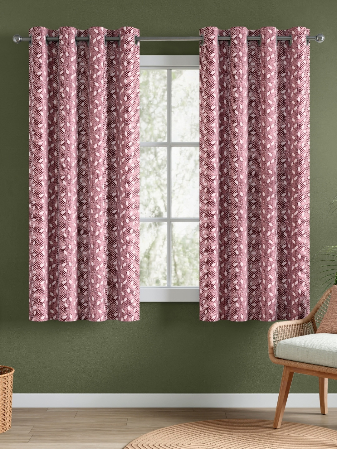 RIVERMOOR Maroon Set of 2 Window Curtain