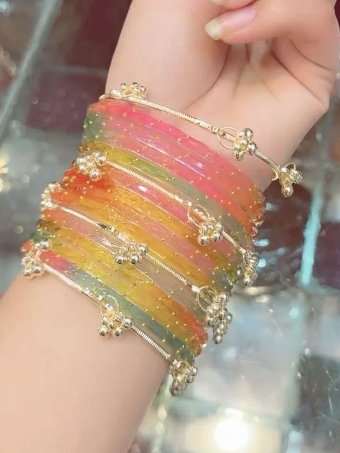 vedhahi Bangle