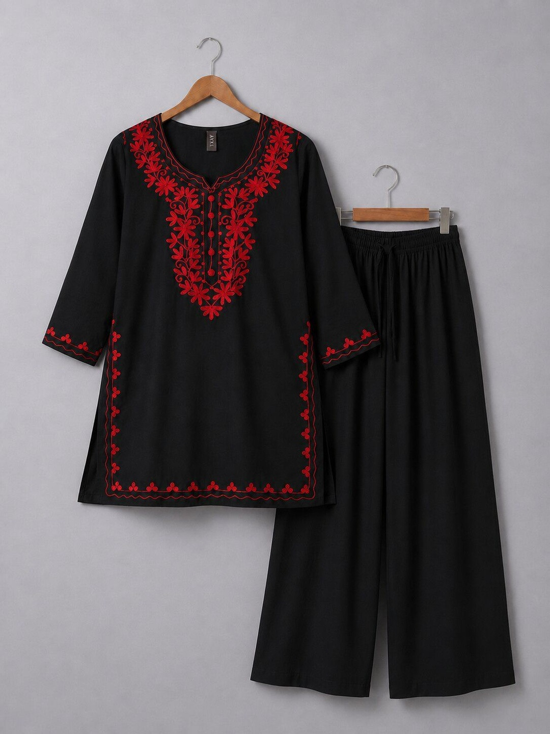 STYLE PREZONE Ethnic Motifs Embroidered Kurti