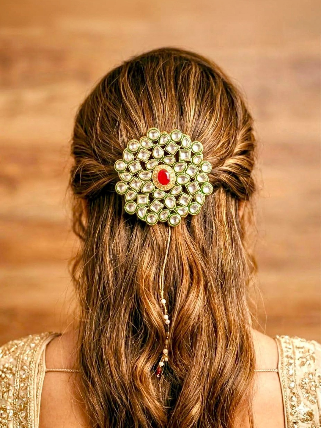 Pearls N Twirls Women Embellished Gold-toned Metal Alligator Hair Clip