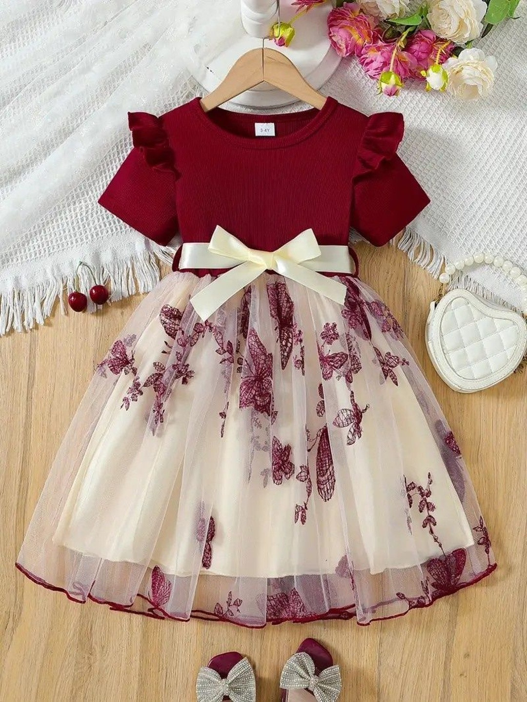 SHUBH BELLA Girls Floral Print Flared Sleeve Ruffled Fit & Flare Dress