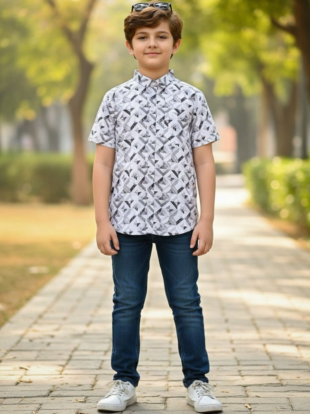 V-Mart Boys Printed Casual Shirt