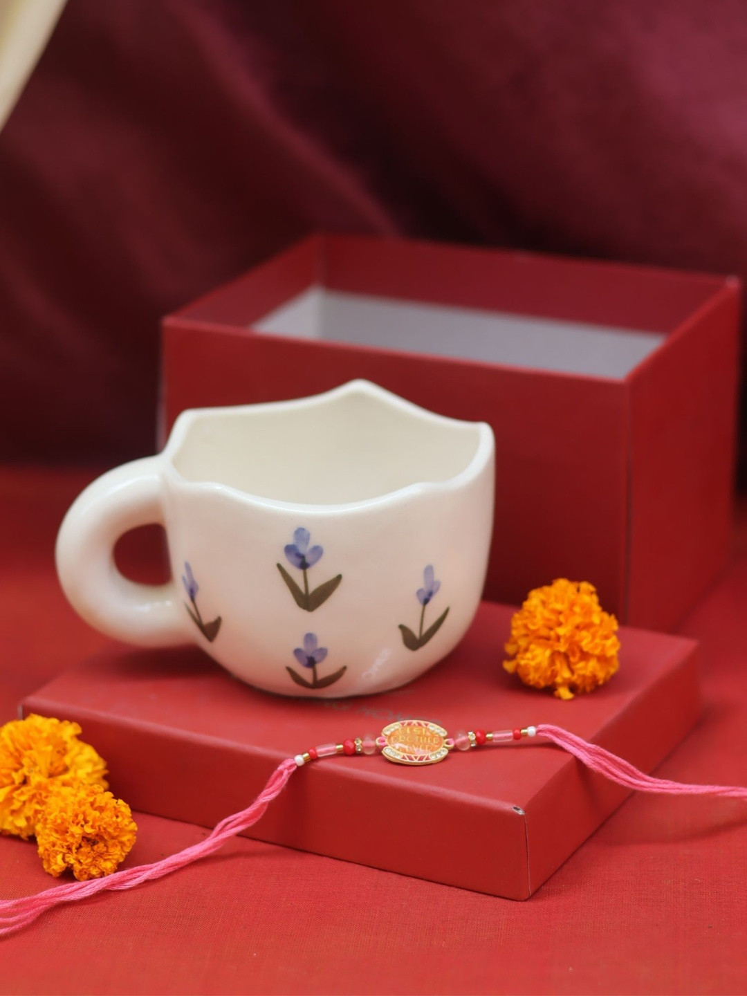 WEAVING HOMES Tulip Mug Rakhi Gift Box
