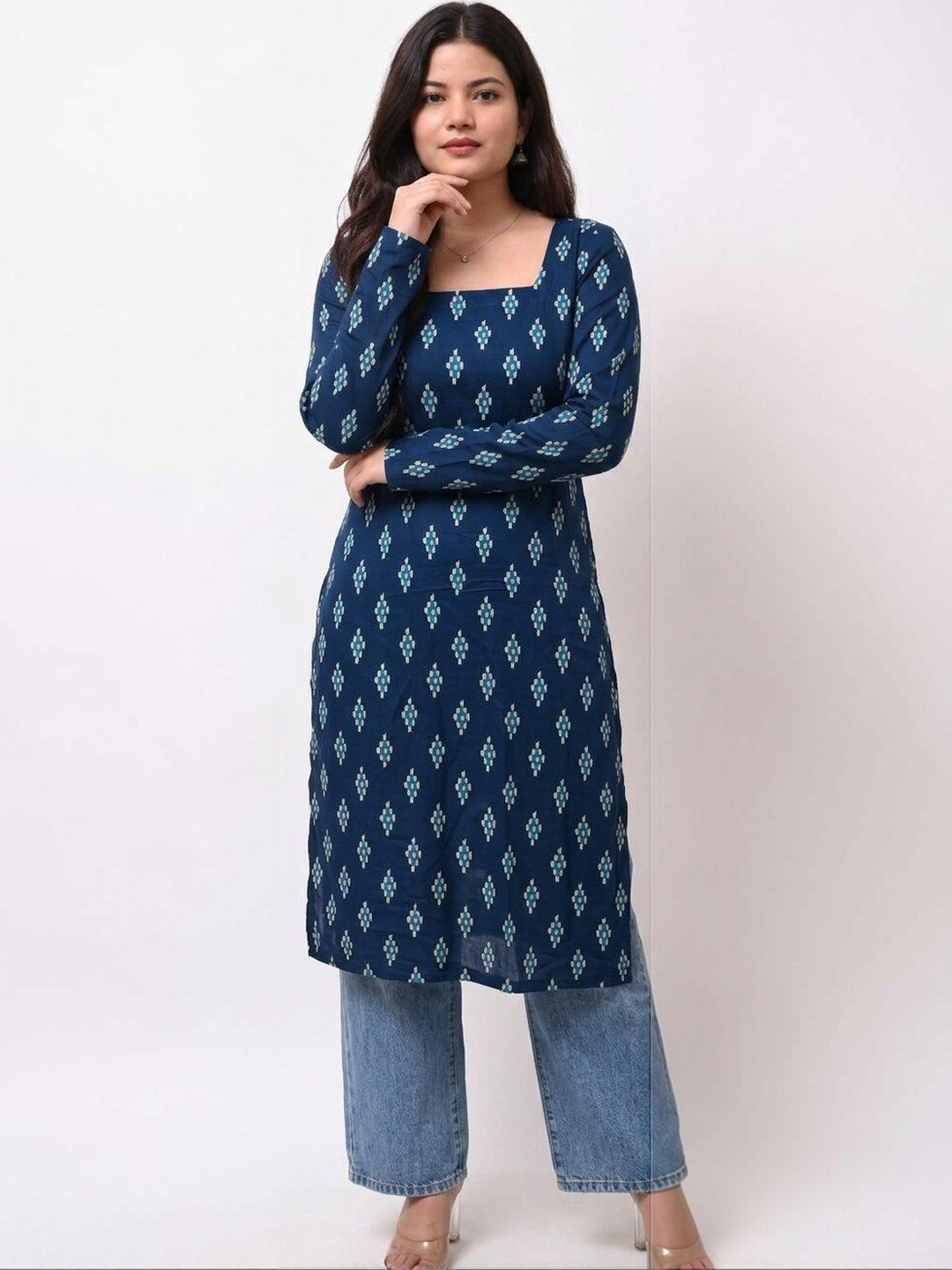kipek Women Kurta