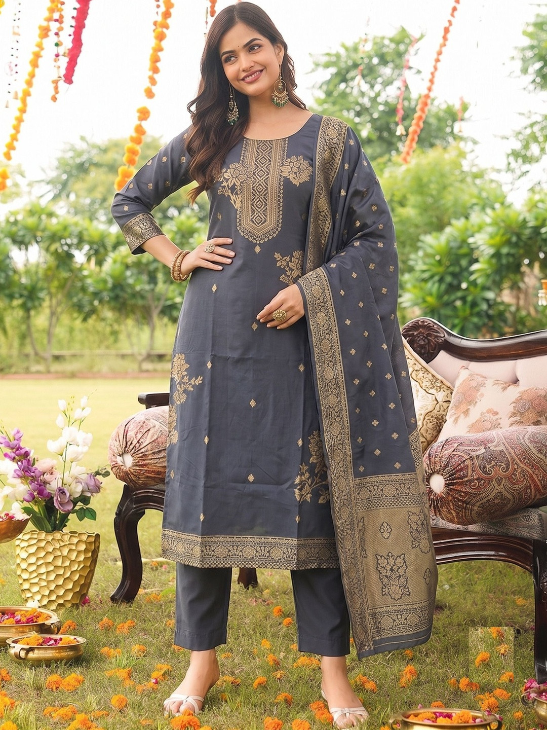 SHU-GORA Women Ethnic Motifs Embroidered Regular Kurta with Trousers & With Dupatta