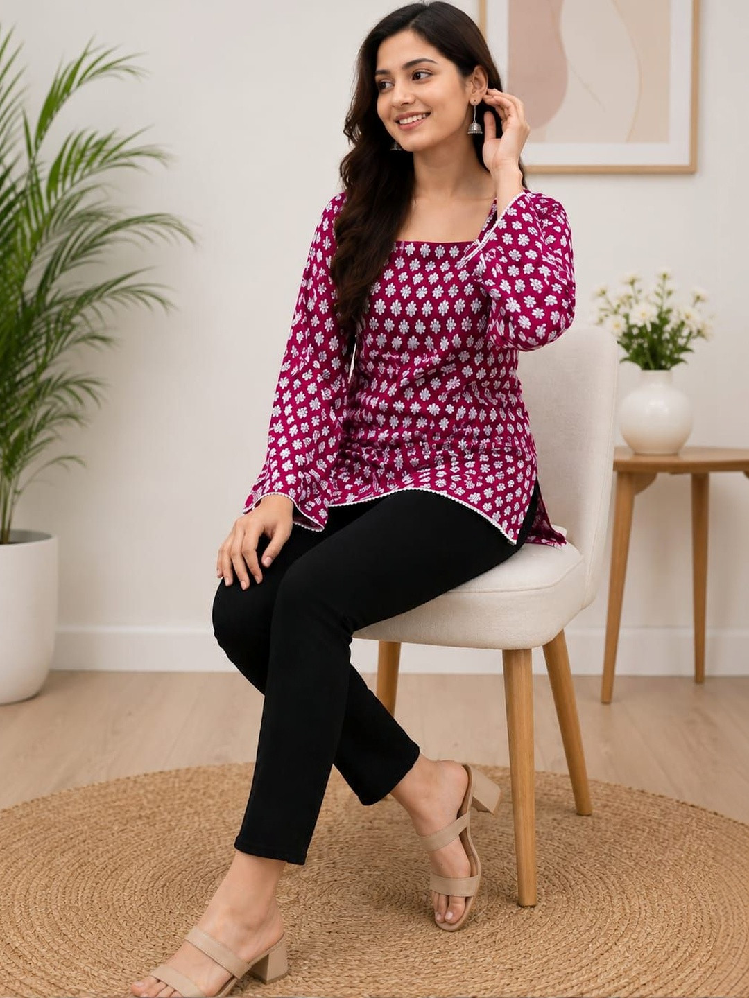 Roopmytra Ethnic Motifs Printed Square Neck Kurti