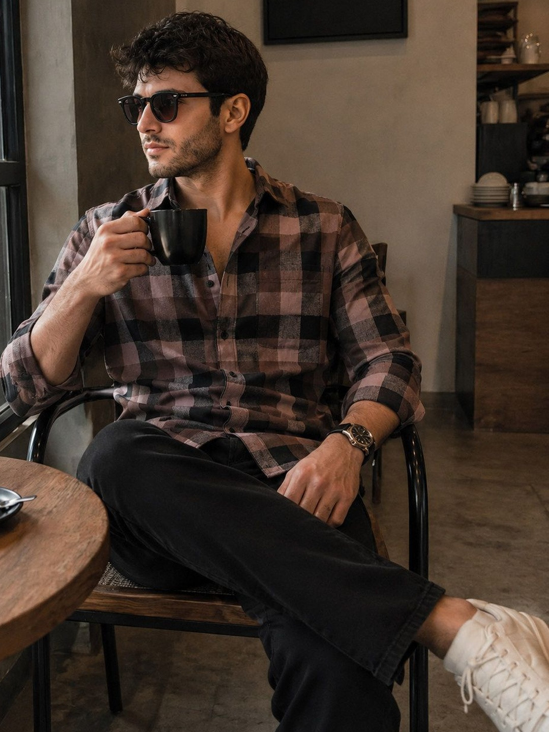 XKIND Men Standard Checked Casual Shirt