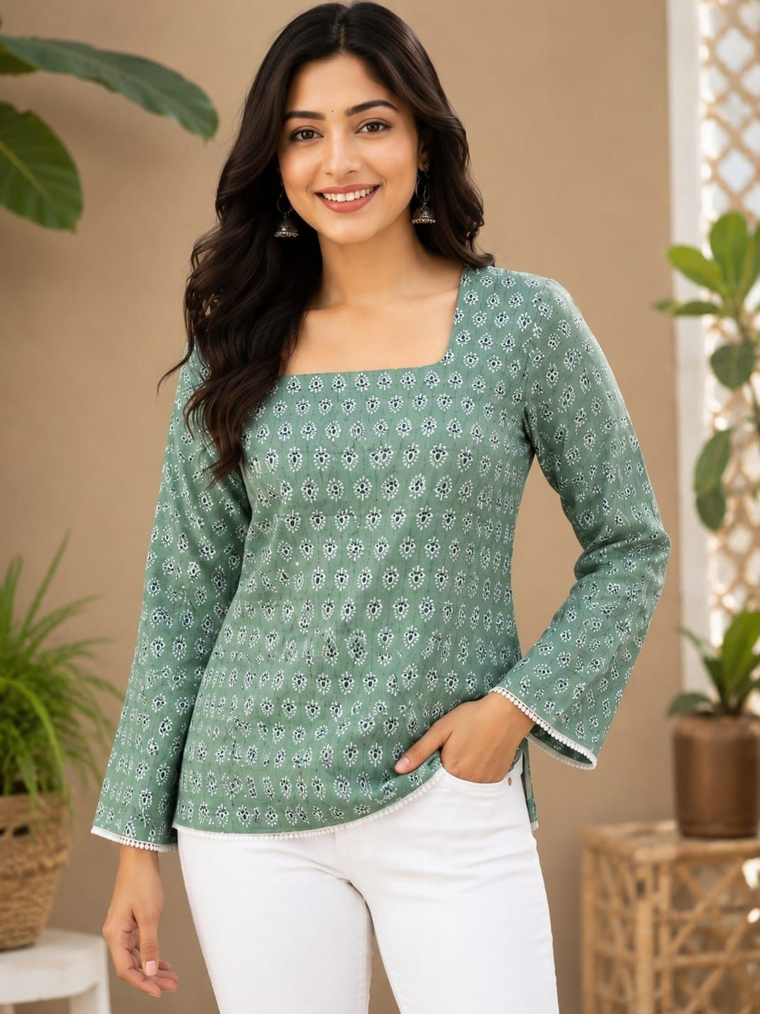 Roopmytra Ethnic Motifs Printed Square Neck Kurti