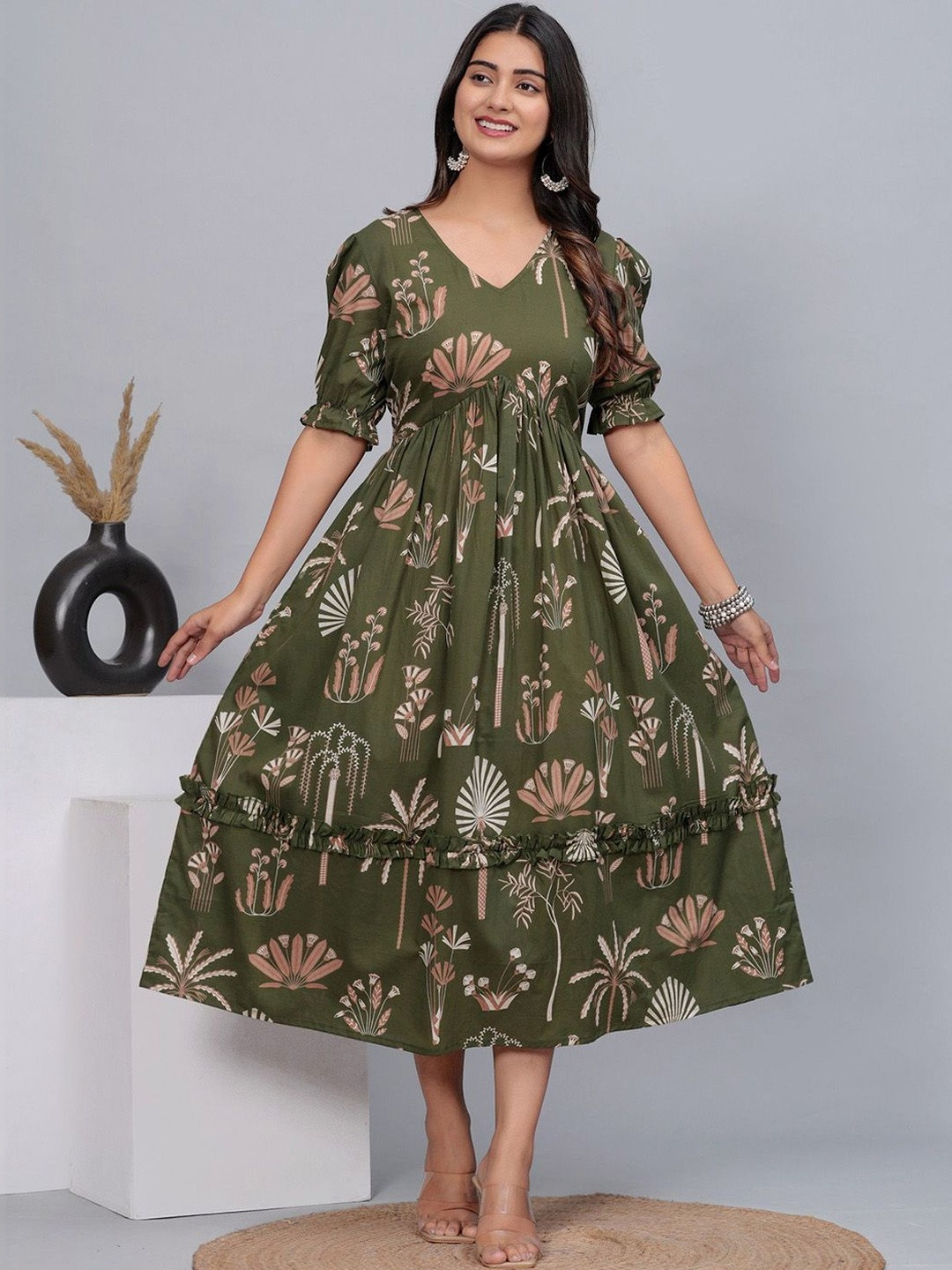 CTMTEX Women Floral Printed V-Neck Empire Ethnic Dress