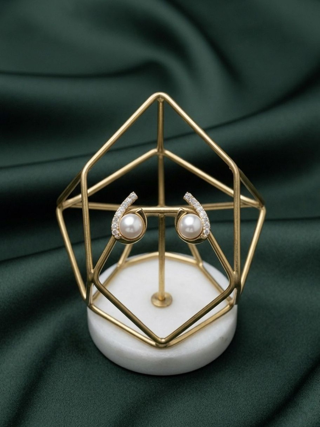 DURATI Classic Studs Earrings