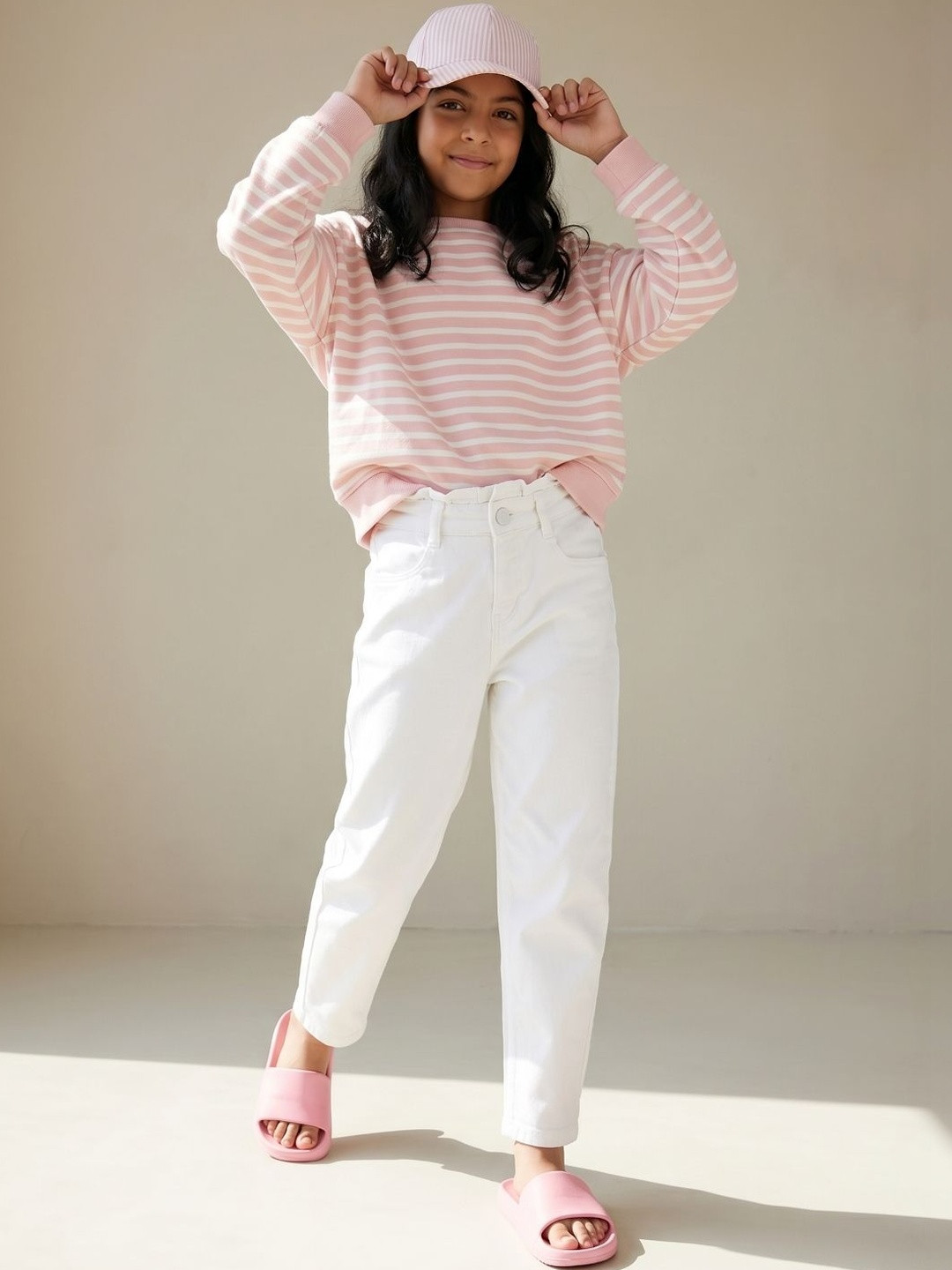 TALES & STORIES Girls White Regular Fit Mid-Rise Clean Look Cotton Jeans