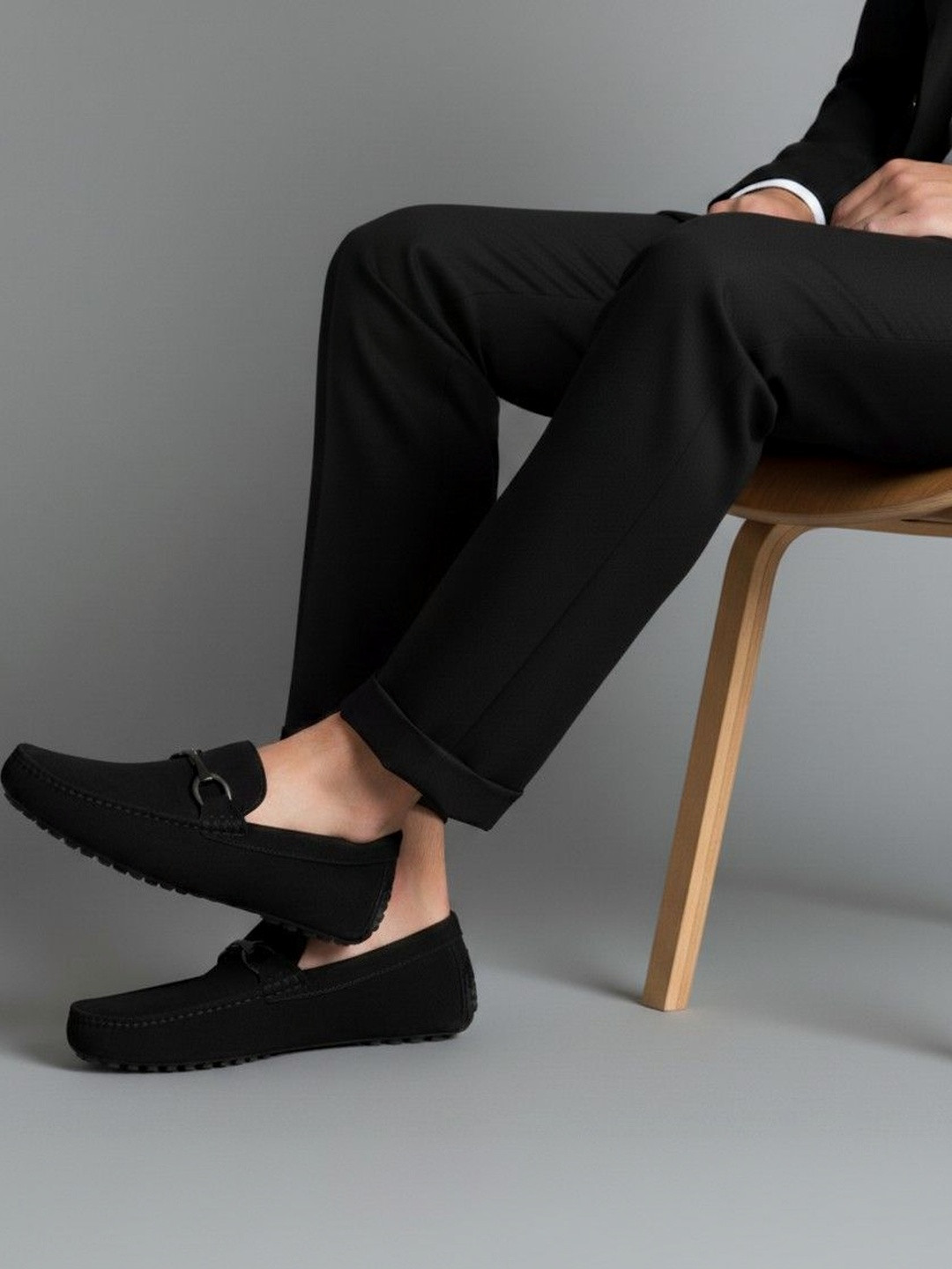 MICHEAL FERAAS Men Textured Leather Driving Horsebit Loafers