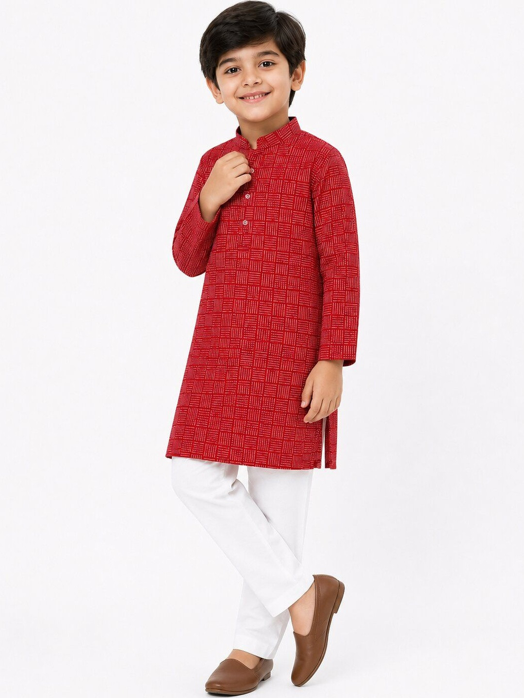 THE WEAVERS SHOP BY RAAVI Boys Printed Regular Pure Cotton Kurta with Pyjamas