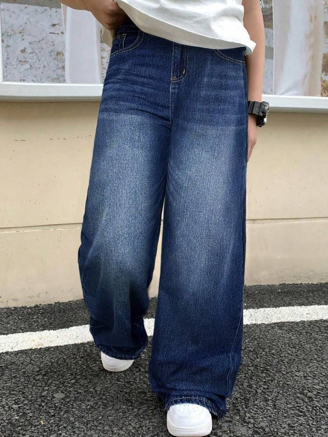 YAMEETFIT Men Jean Mid-Rise Low Distress Jeans