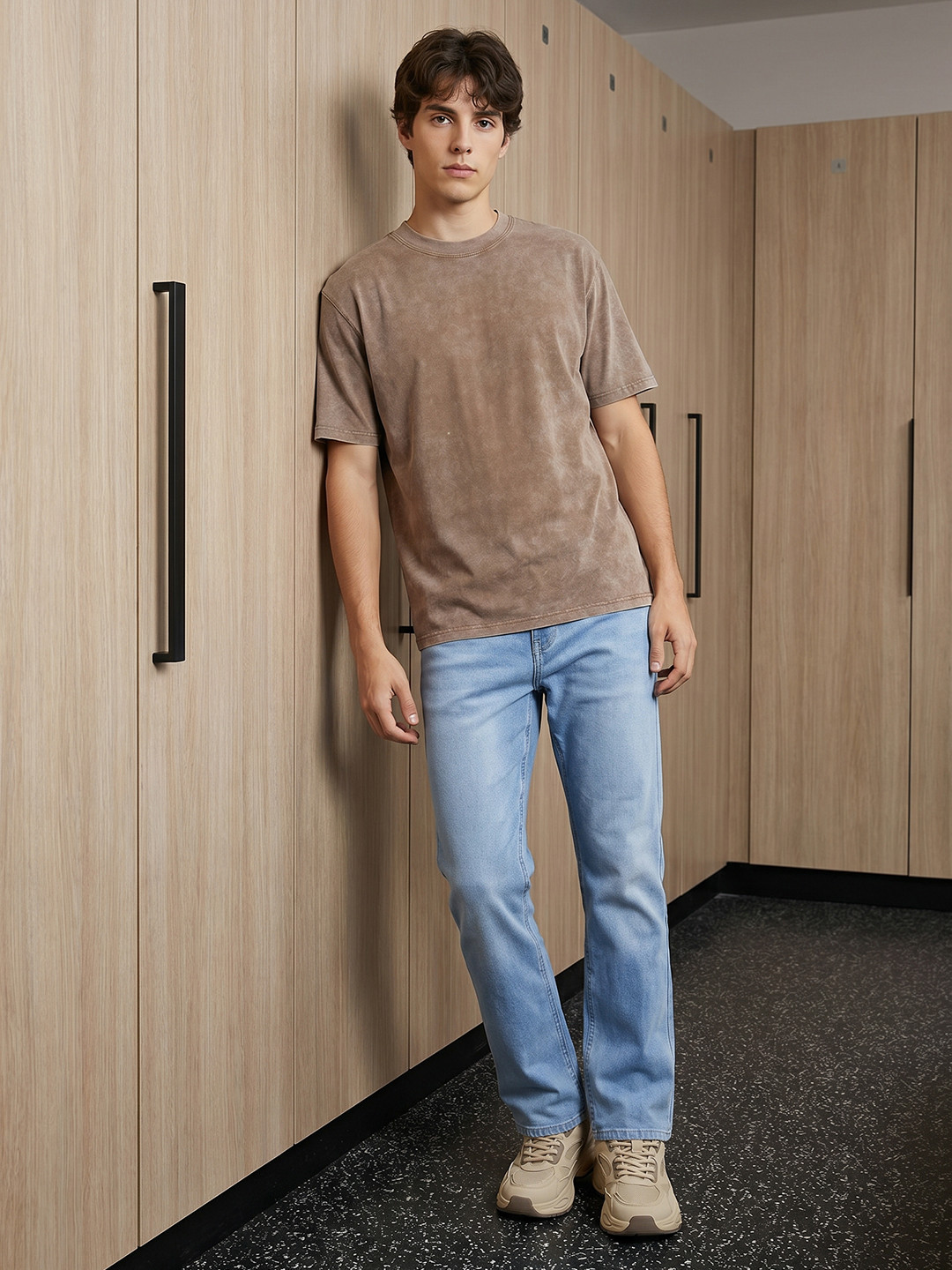 Aeropostale Men Slim Straight Fit Light Fade Stretchable Jeans