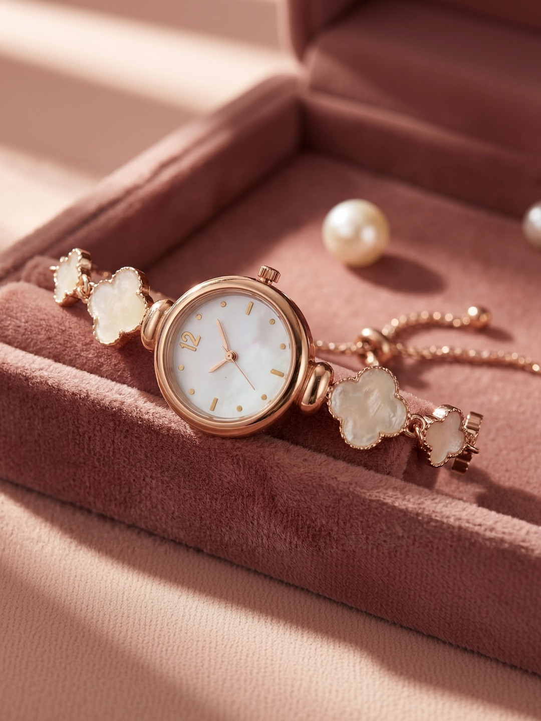 Daniel Radcliffe Women Brass Mother of Pearl Dial & Straps Analogue Multi Function Watch