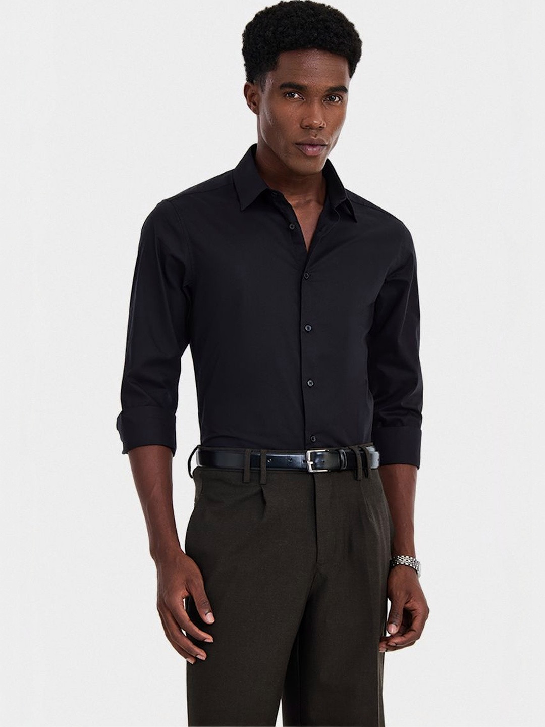 Snitch Men Slim Fit Formal Shirt