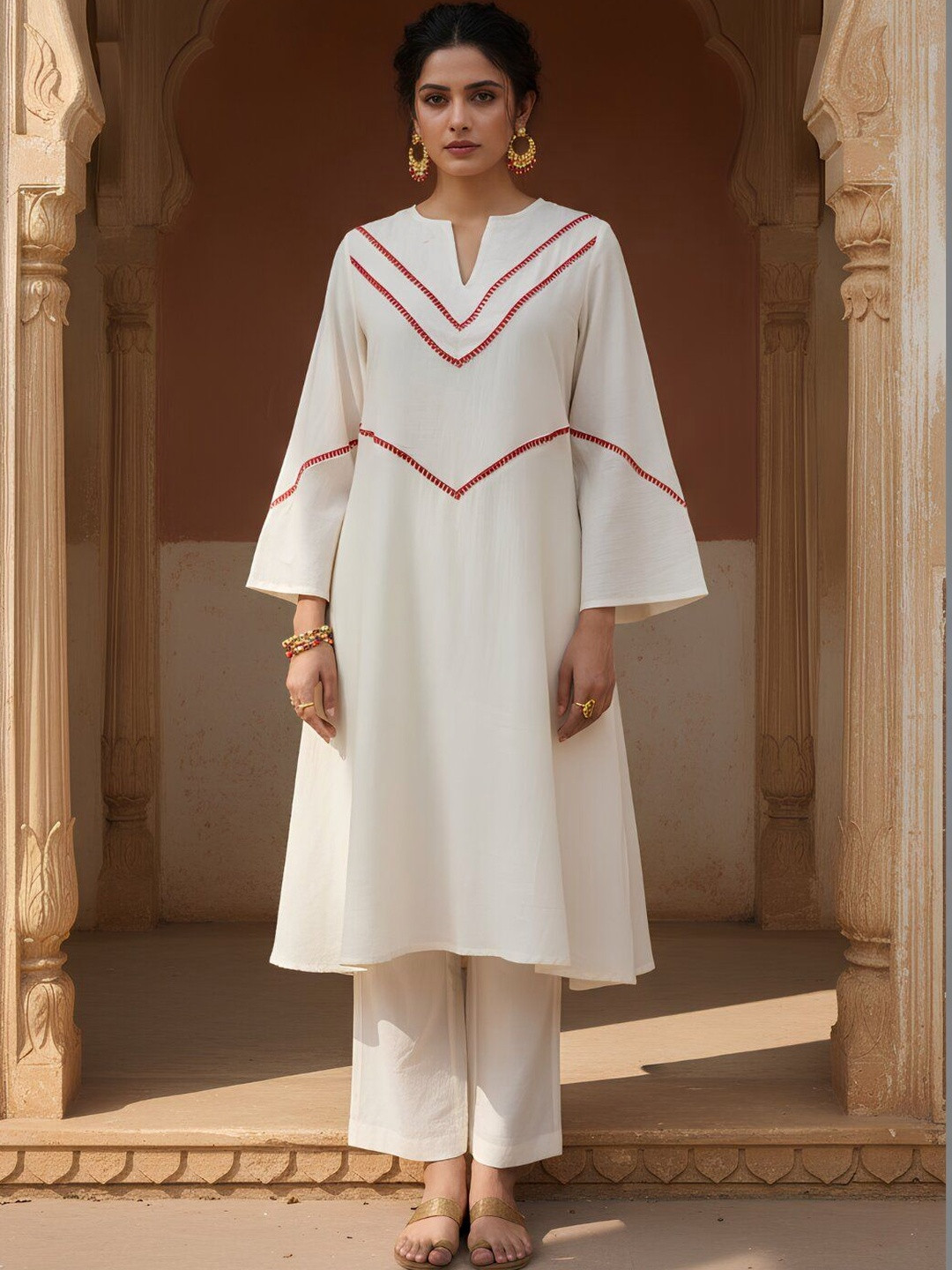 Dora Dori Women Regular Thread Work Pure Cotton Kurta with Trousers