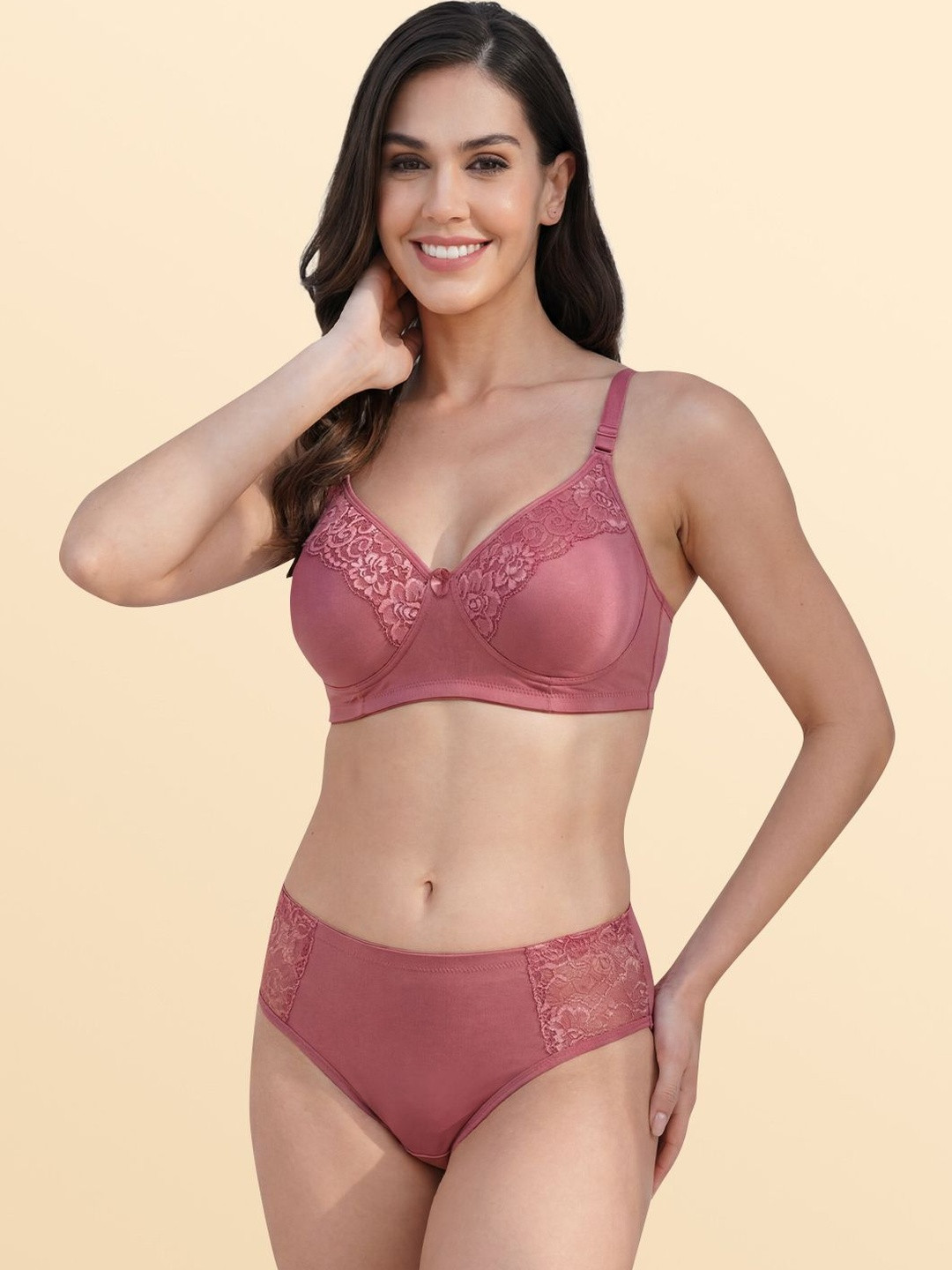 Kalyani Cristina Medium Coverage Wirefree Support Padded Daily Wear Lace Lingerie Set