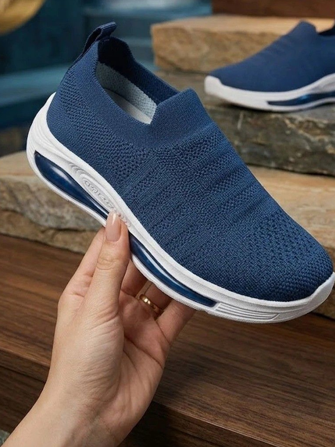 Hsquare Women Mesh Walking Non-Marking Shoes