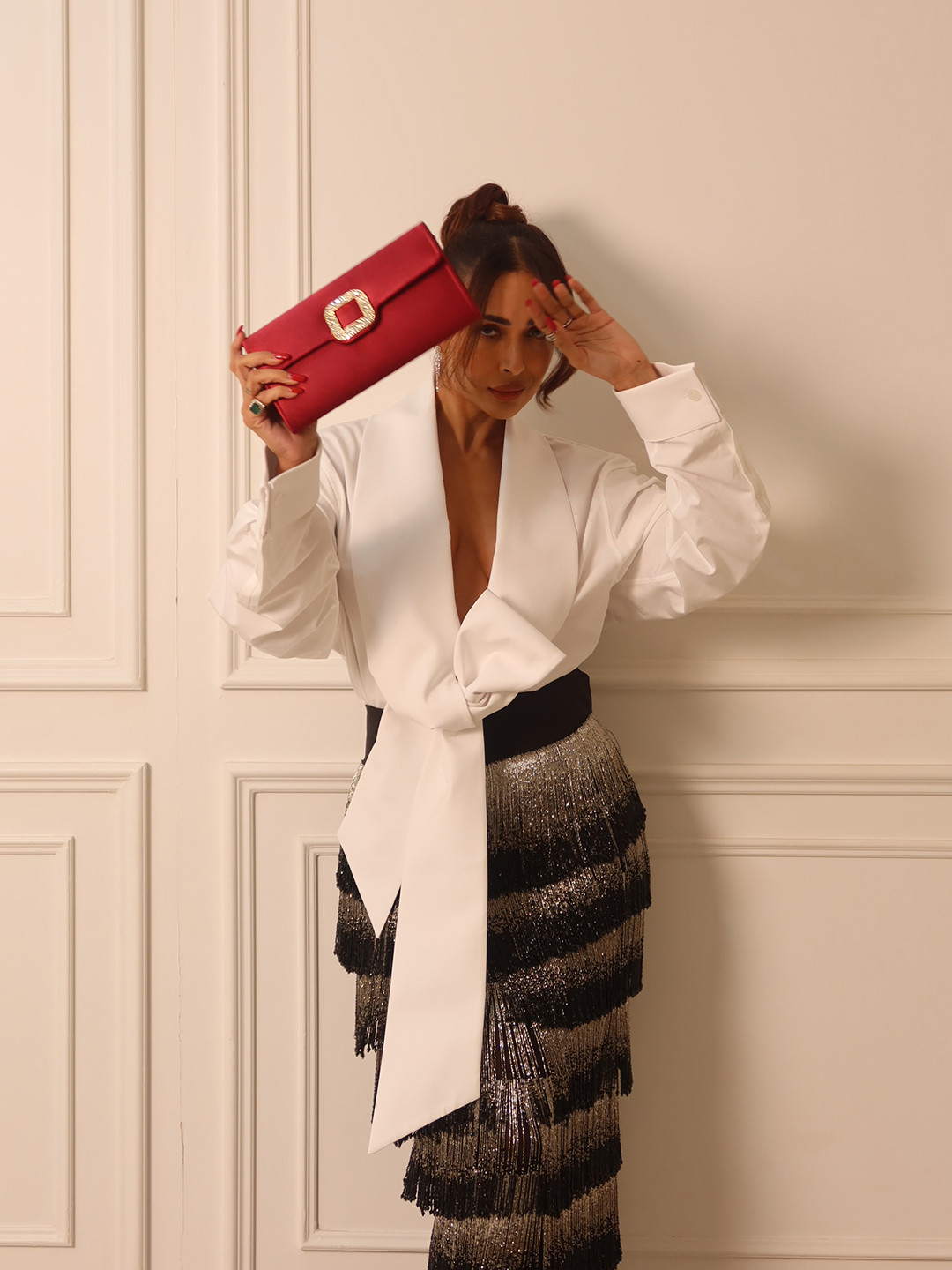 MAEJOY Embellished Envelope Clutch