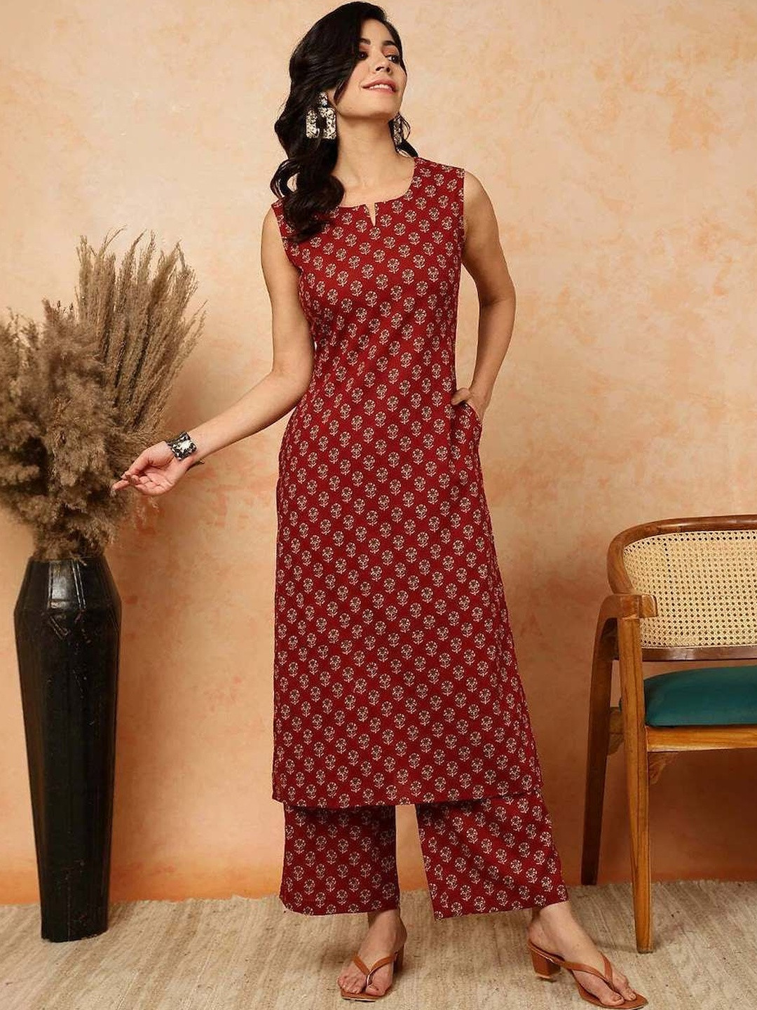 CLAVINET Women Ethnic Motifs Printed Regular Kurta with Palazzos
