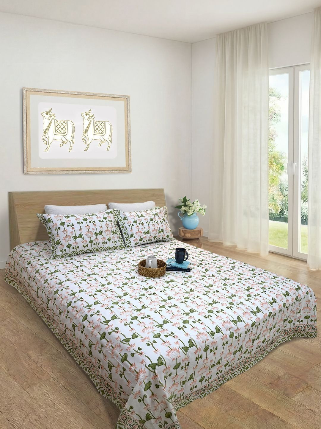 TOAI Pink & Green Floral 300 TC Queen Bedsheet with 2 Pillow Covers
