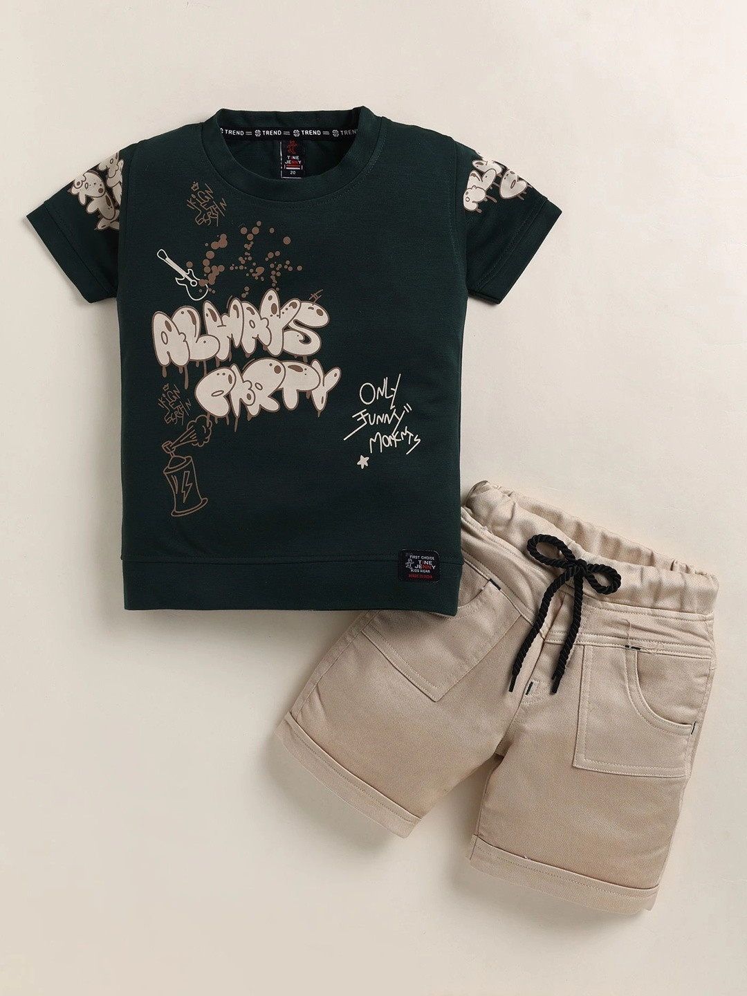 TINI JENNY Boys Printed T-shirt with Shorts