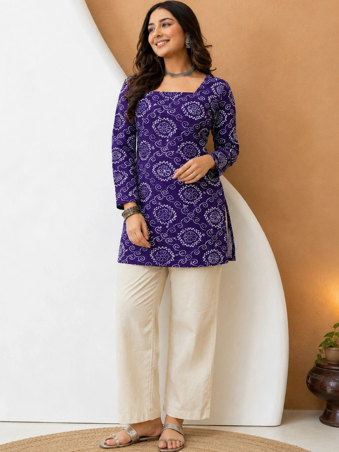 Roopmytra Ethnic Motifs Printed Square Neck Kurti
