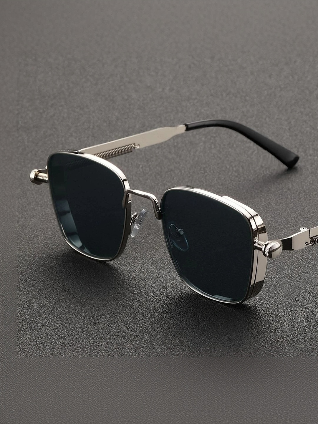 YOUTH CLUB Unisex Black Lens & Silver-Toned Square Sunglasses with