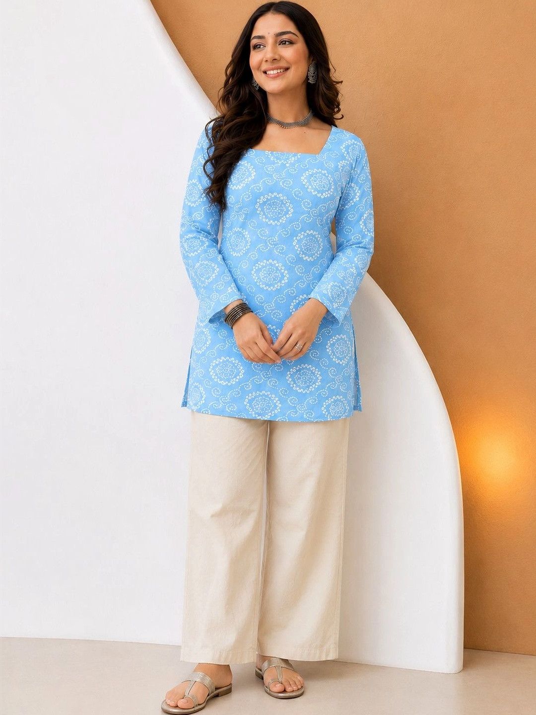 Roopmytra Ethnic Motifs Printed Square Neck Kurti