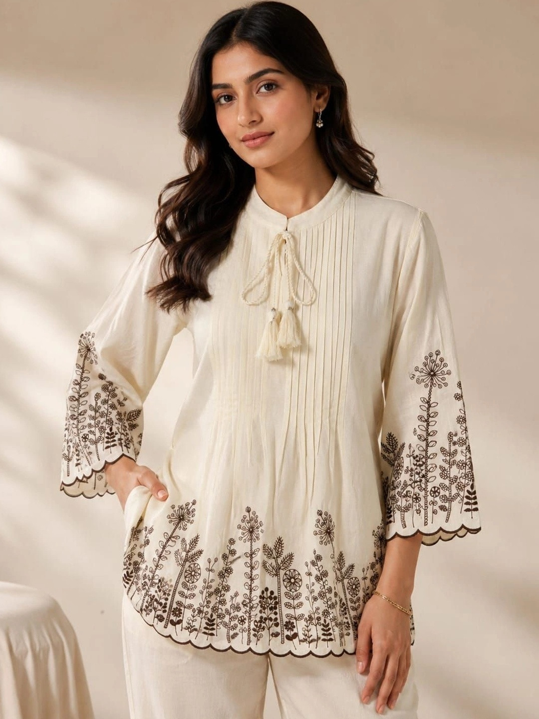 Ilaaha Women Floral Embroidered Thread Work Organic Cotton Kurta