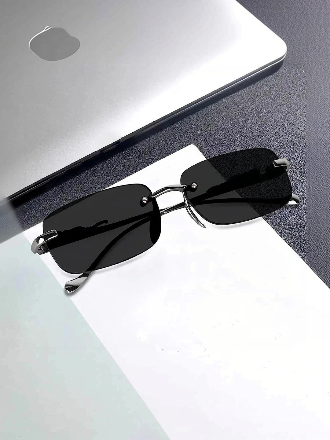 SPADEACES Unisex Black Lens & Silver-Toned Rectangle Sunglasses with