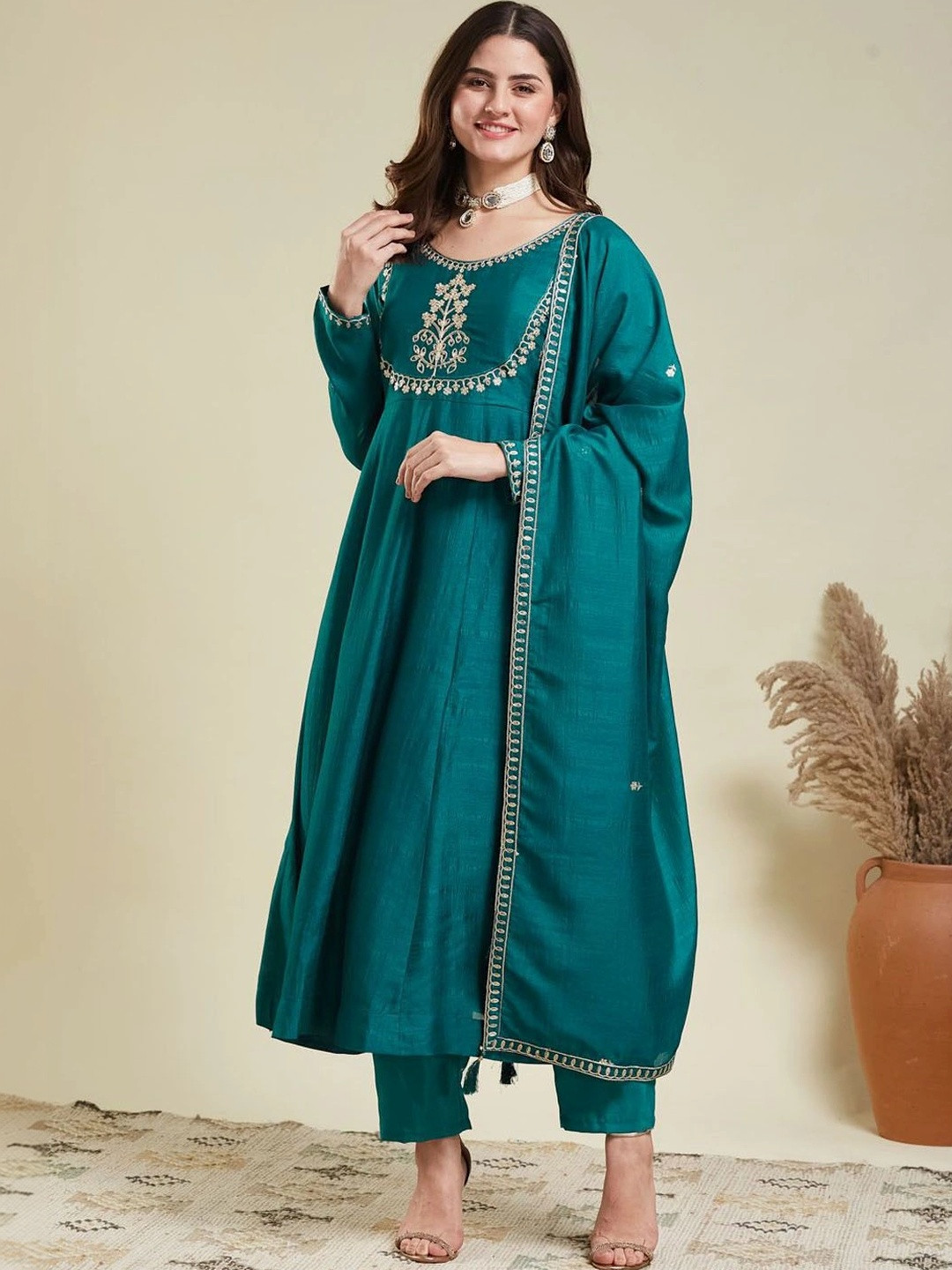 KALINI Women Ethnic Motifs Embroidered Empire Thread Work Kurta with Trousers & With Dupatta