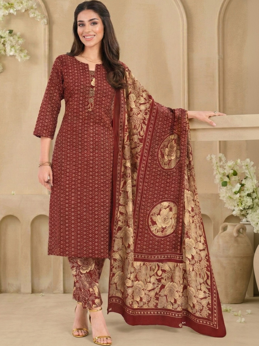 Larqi Women Ethnic Motifs Printed Regular Pure Cotton Kurta with Trousers & With Dupatta