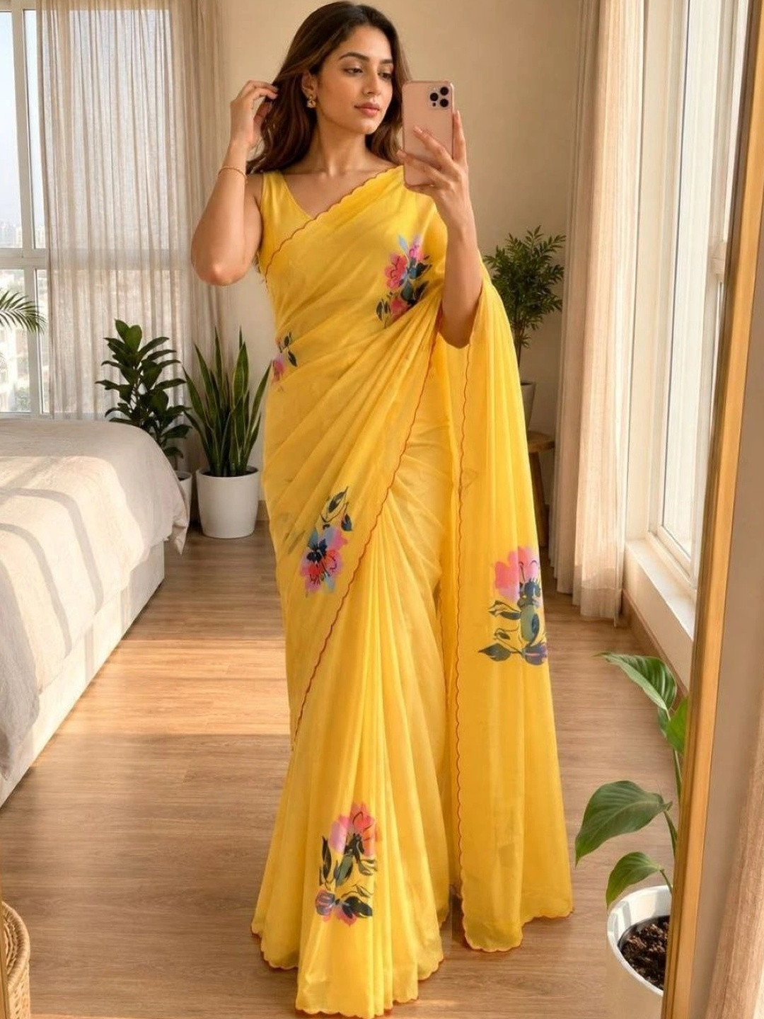 ARKIA Floral Printed Poly Crepe Saree With Blouse