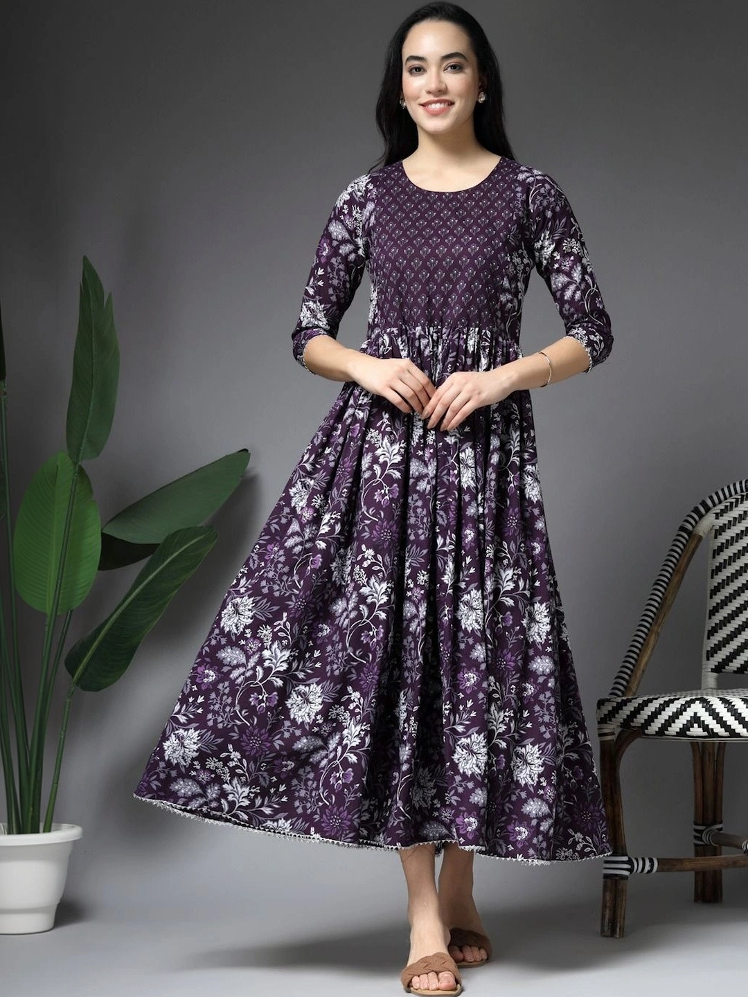 NAVYAAZRI Floral Print A-Line Maxi Dress
