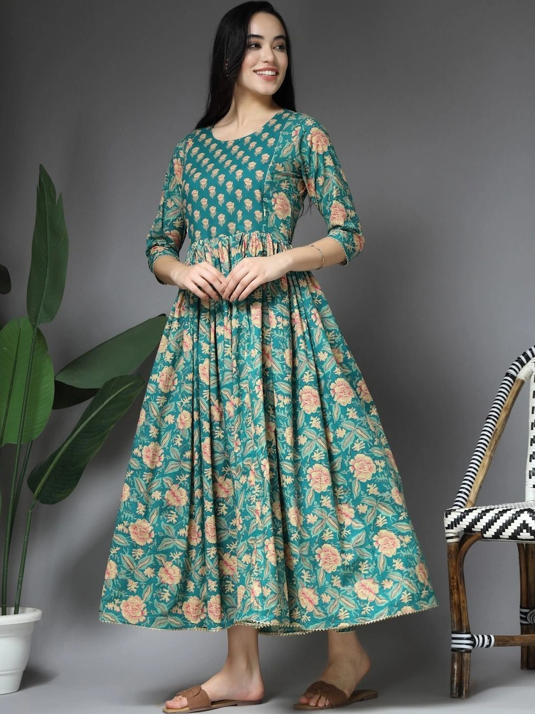 NAVYAAZRI Floral Print A-Line Maxi Dress
