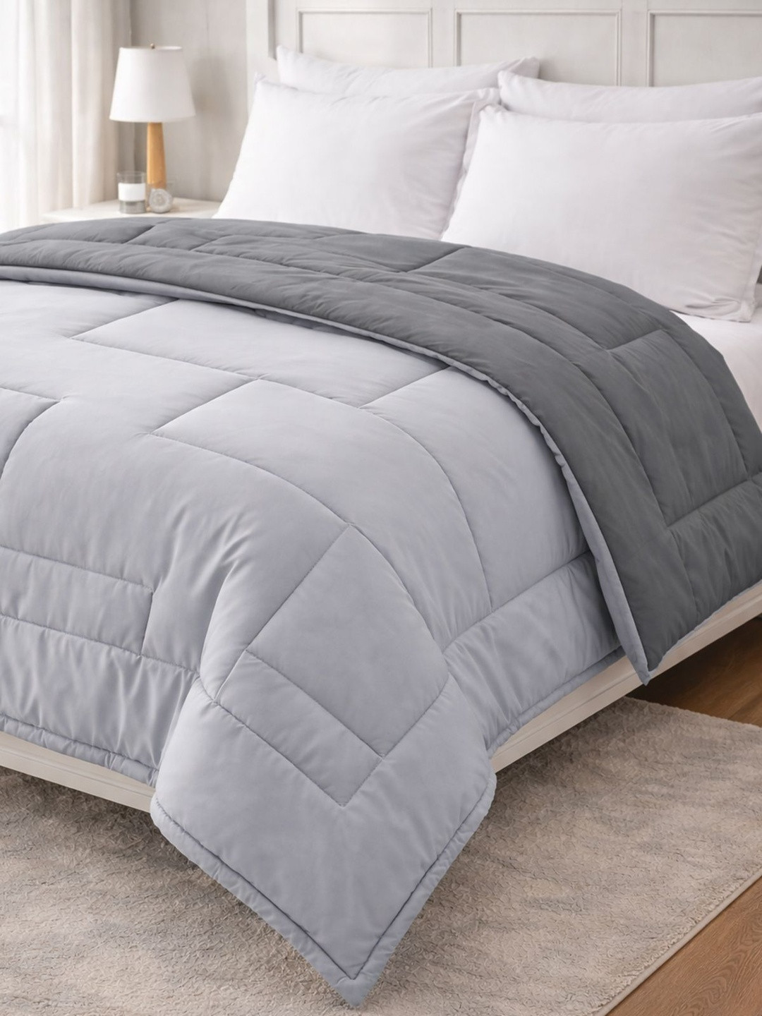 Florida Grey & Grey Geometric Microfiber AC Room 150 GSM Comforter