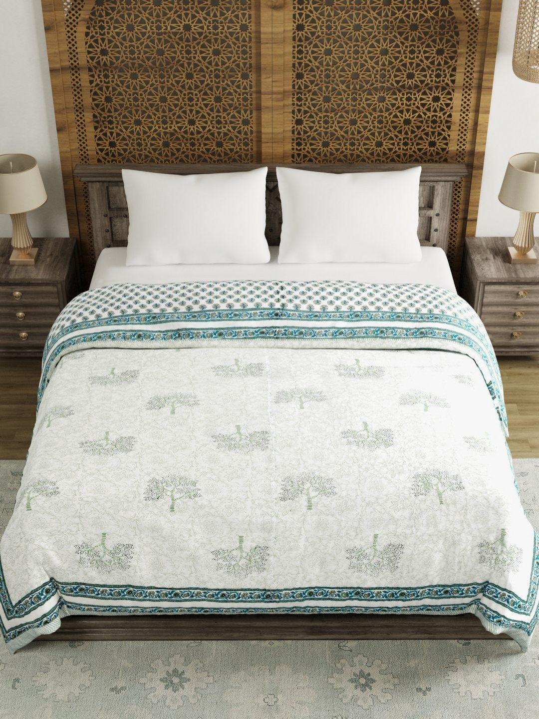 BLOCKS OF INDIA Green & White Ethnic Motifs Mild Winter 350 GSM Double Bed Quilt