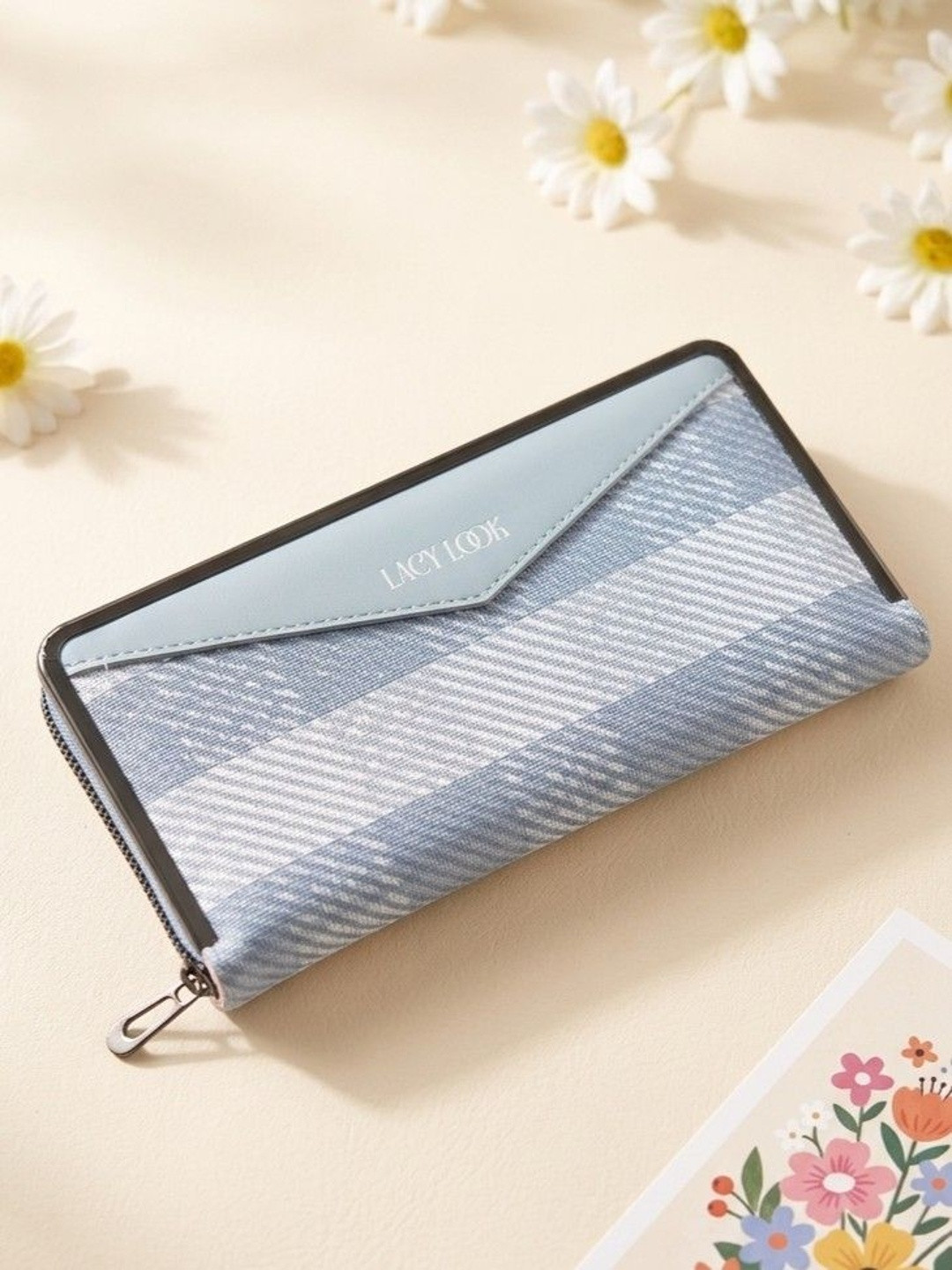LacyLook Women Checked Leather Zip Around Wallet