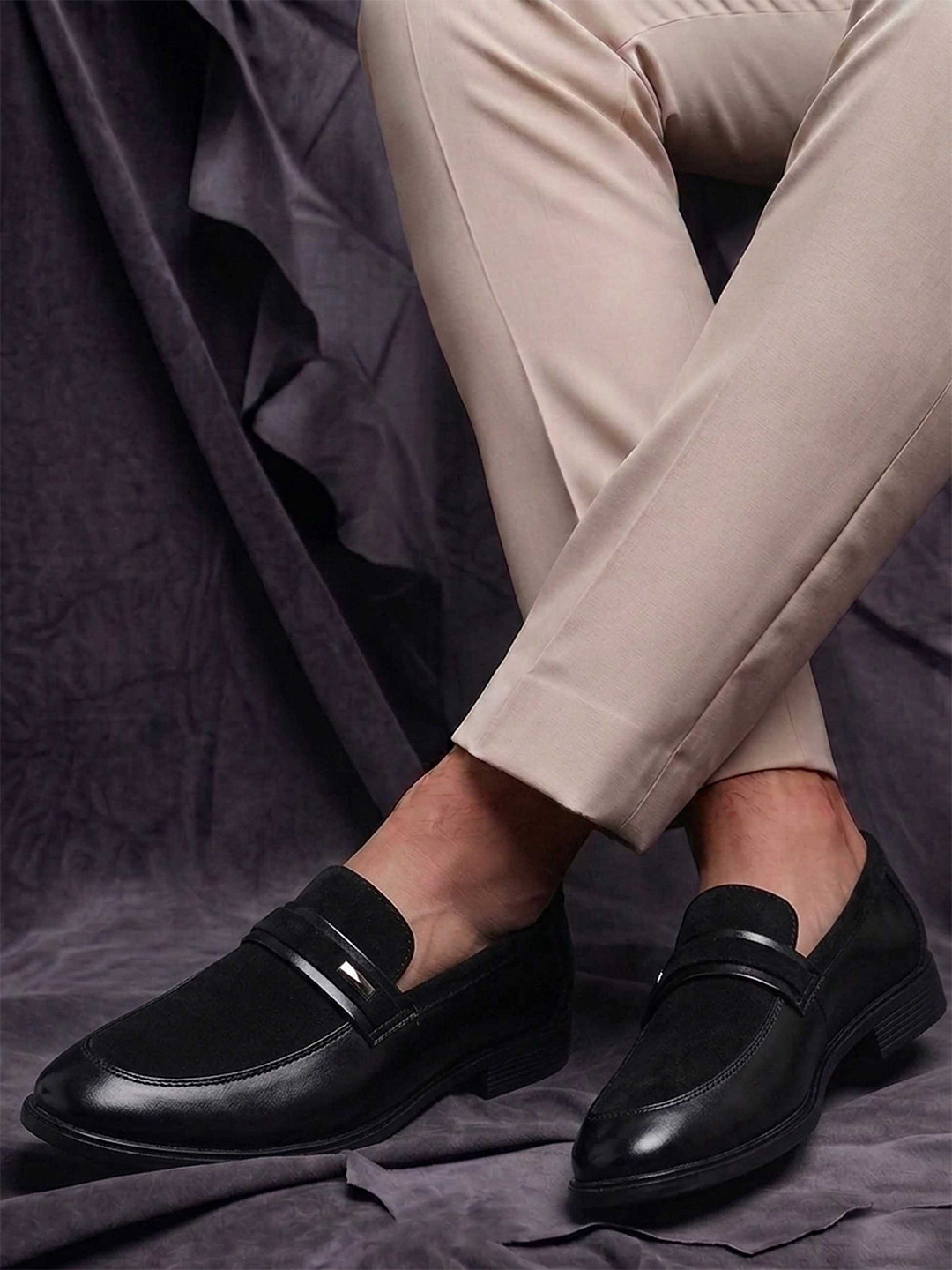 HERE&NOW Men Round Toe Slip-On Loafers