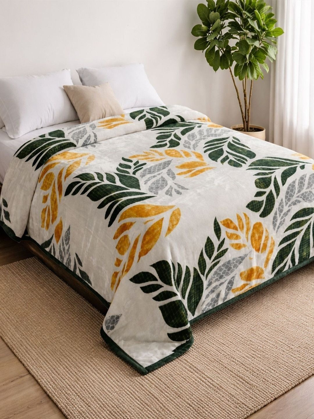 Florida Green & White Floral Microfiber AC Room 233 GSM Blanket